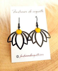 Boucles d'oreilles  Prisca   noir jaune  fleurs☀️❤ Fait main ❤