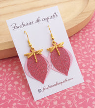 Charger l&#39;image dans la galerie, Boucles d&#39;oreilles  Libellule  Rose   Doré ❤️ ❤ Fait main ❤