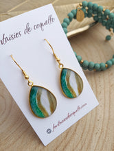 Charger l'image dans la galerie, Boucles d'oreilles   Gouttes dorées  illustrées Aquarelle   Vert    ❤ Fait main ❤