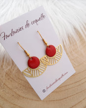 Charger l&#39;image dans la galerie, Boucles d&#39;oreilles dorées  Stephy rouge Fait-main