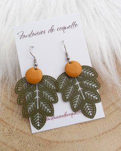 Boucles d'oreilles  Feuilles  vert kaki Moutarde  ❤  Fait main  ❤