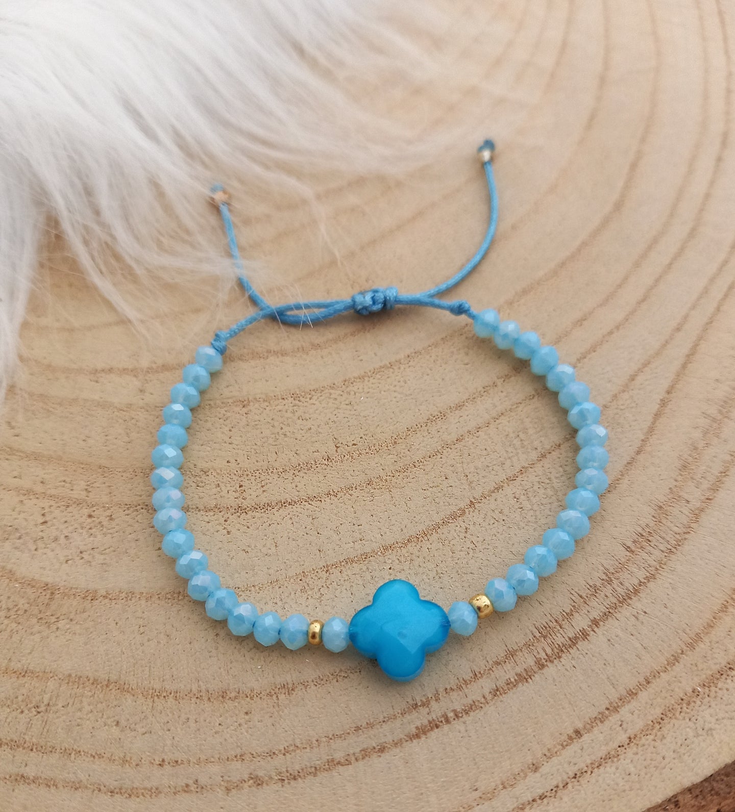 Bracelet  Trèfle  Bleu  Perles dorées acier inoxydable ❤ Fait main ❤ Porte bonheur