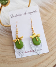 Charger l&#39;image dans la galerie, Boucles d&#39;oreilles  Libellule  Vert Blanc Doré ❤️ ❤ Fait main ❤