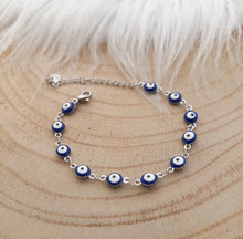 Charger l&#39;image dans la galerie, Bracelet Chainette argenté émail Oeil grec  ❤ Fait main ❤ Bleu Blanc