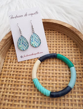 Charger l&#39;image dans la galerie, Boucles d&#39;oreilles   Gouttes argentées illustrées Petites feuilles Bleu Vert   ❤ Fait main ❤