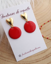 Charger l&#39;image dans la galerie, Boucles d&#39;oreilles Clous coeur emaillé Rouge doré ❤ Fait main ❤