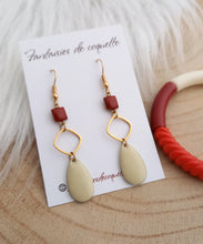 Charger l&#39;image dans la galerie, Boucles d&#39;oreilles  dorées Bordeaux Ivoire  ❤ Fait main ❤ doré