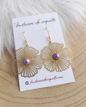 Charger l&#39;image dans la galerie, Boucles d&#39;oreilles  Fleur céramique  Mauve doré ❤ Fait main ❤