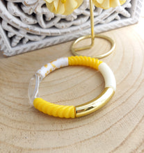 Charger l&#39;image dans la galerie, Bracelet  Tendance  perles tubes  Pop  Jaune blanc ❤ Fait main ❤