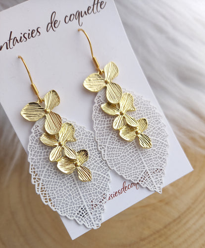 Boucles d'oreilles  Feuilles  ❤ Fait main ❤  blanc doré