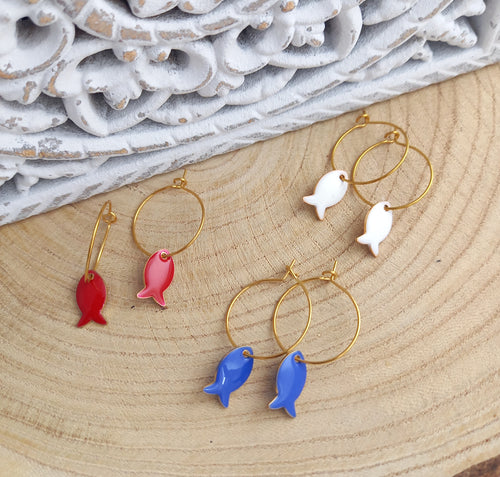 Boucles d'oreilles    Créoles dorées Poisson Bleu blanc ou Rouge Fait-main