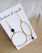 Charger l&#39;image dans la galerie, Boucles d&#39;oreilles  asymétriques dorées noir  Fait-main ❤ dépareillées