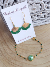 Charger l&#39;image dans la galerie, Boucles d&#39;oreilles  Ginkgo   ❤ Vert doré