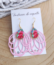 Charger l&#39;image dans la galerie, Boucles d&#39;oreilles Rose  fleurs 🌸 Fait main ❤  doré