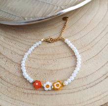 Charger l&#39;image dans la galerie, Bracelet Chainette  perles à facettes Fleur    Blanc Orange Doré  ❤ Fait main ❤