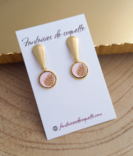 Charger l&#39;image dans la galerie, Boucles d&#39;oreilles  Clous  Rose  Doré  Fait-main ❤  bois