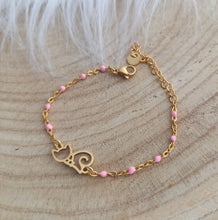 Charger l&#39;image dans la galerie, Bracelet Enfant  Chainette doré  émail Petit Chat ❤ Fait main ❤ Rose