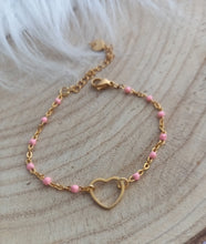 Charger l&#39;image dans la galerie, Bracelet Enfant  Chainette doré  émail Petit Coeur ❤ Fait main ❤ Rose