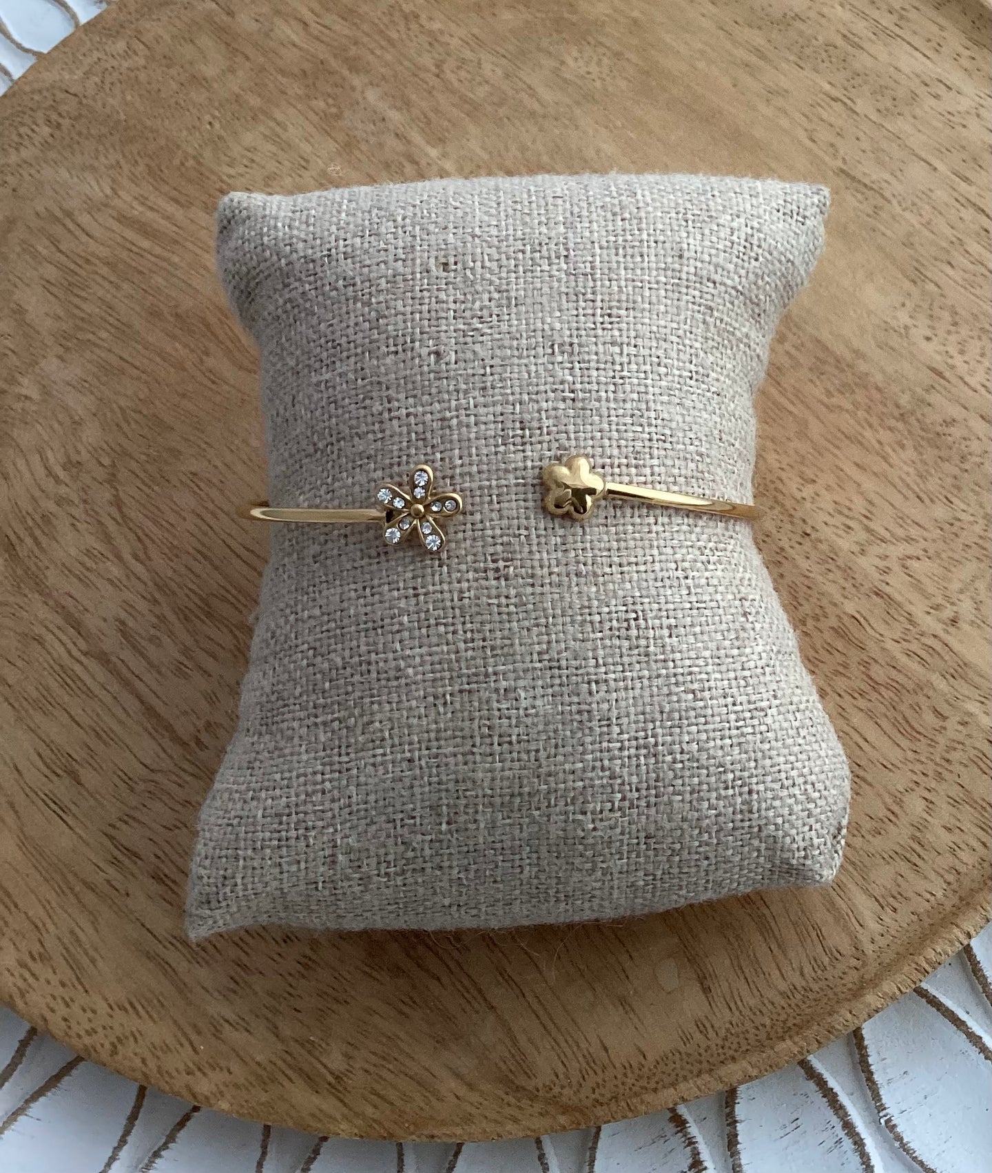 Bracelet jonc  doré  fleur ♡ Acier inoxydable