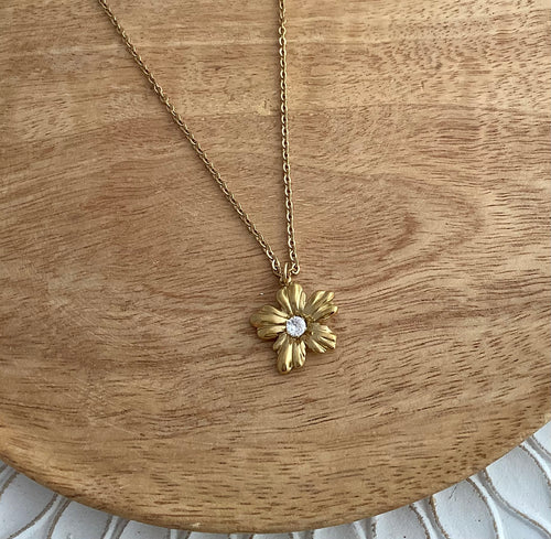 Collier   acier inoxydable doré Pendentif  doré ❤ Fleur ❤