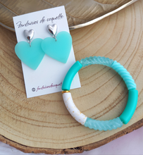 Charger l&#39;image dans la galerie, Boucles d&#39;oreilles  Clous  Coeurs  Bleu turquoise ❤  doré