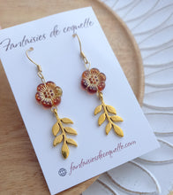 Charger l'image dans la galerie, Boucles d'oreilles   dorées Acier inoxydable  Fleur  Fait-main