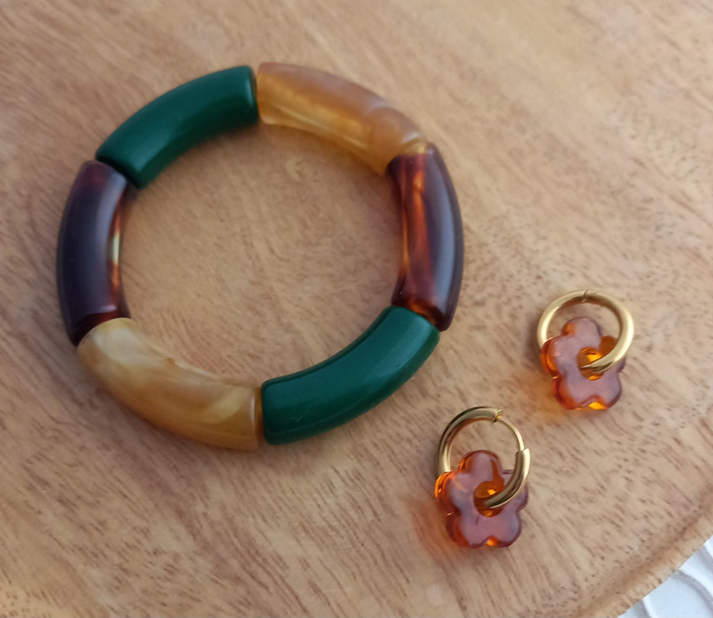 Bracelet  Tendance  perles tubes  camel vert marron   ❤ Fait main ❤