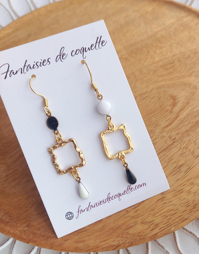 Boucles d'oreilles  dépareillées asymétriques  Bleu noir ❤ Fait main ❤