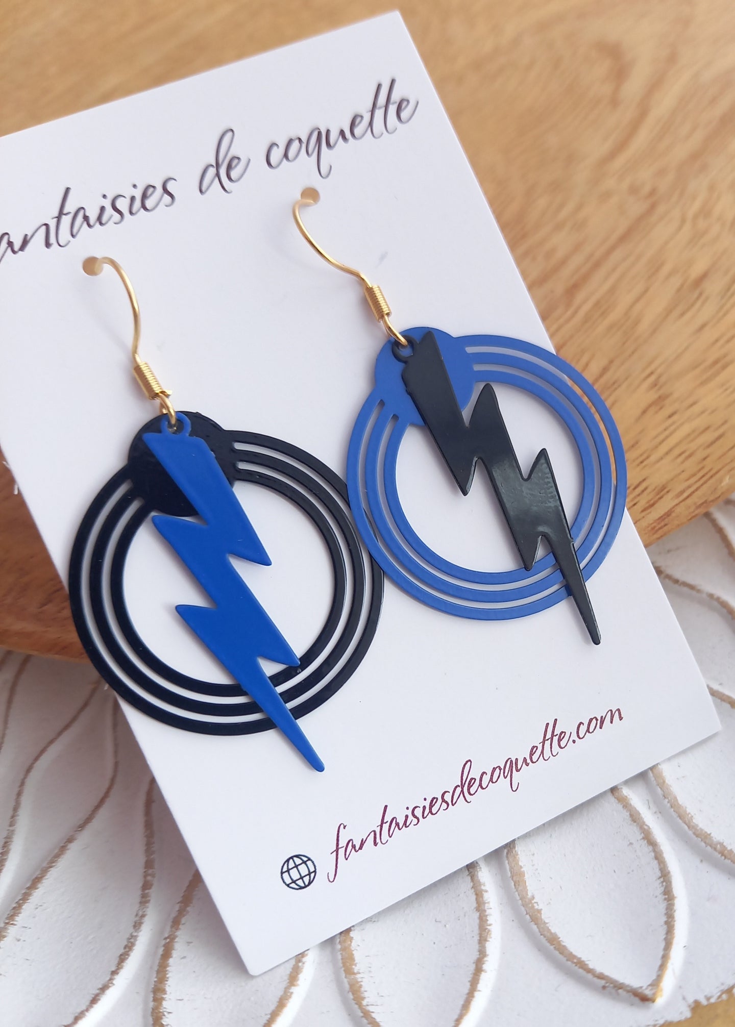 Boucles d'oreilles  dépareillées asymétriques  Bleu noir ❤ Fait main ❤