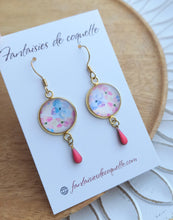 Charger l'image dans la galerie, Boucles d'oreilles  illustrées  fleurs ❤ Fait main ❤ Rose Blanc doré