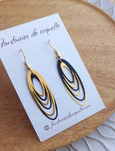 Charger l'image dans la galerie, Boucles d'oreilles  asymétriques   Noir doré Fait-main ❤ dépareillées