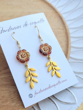 Charger l'image dans la galerie, Boucles d'oreilles   dorées Acier inoxydable  Fleur  Fait-main