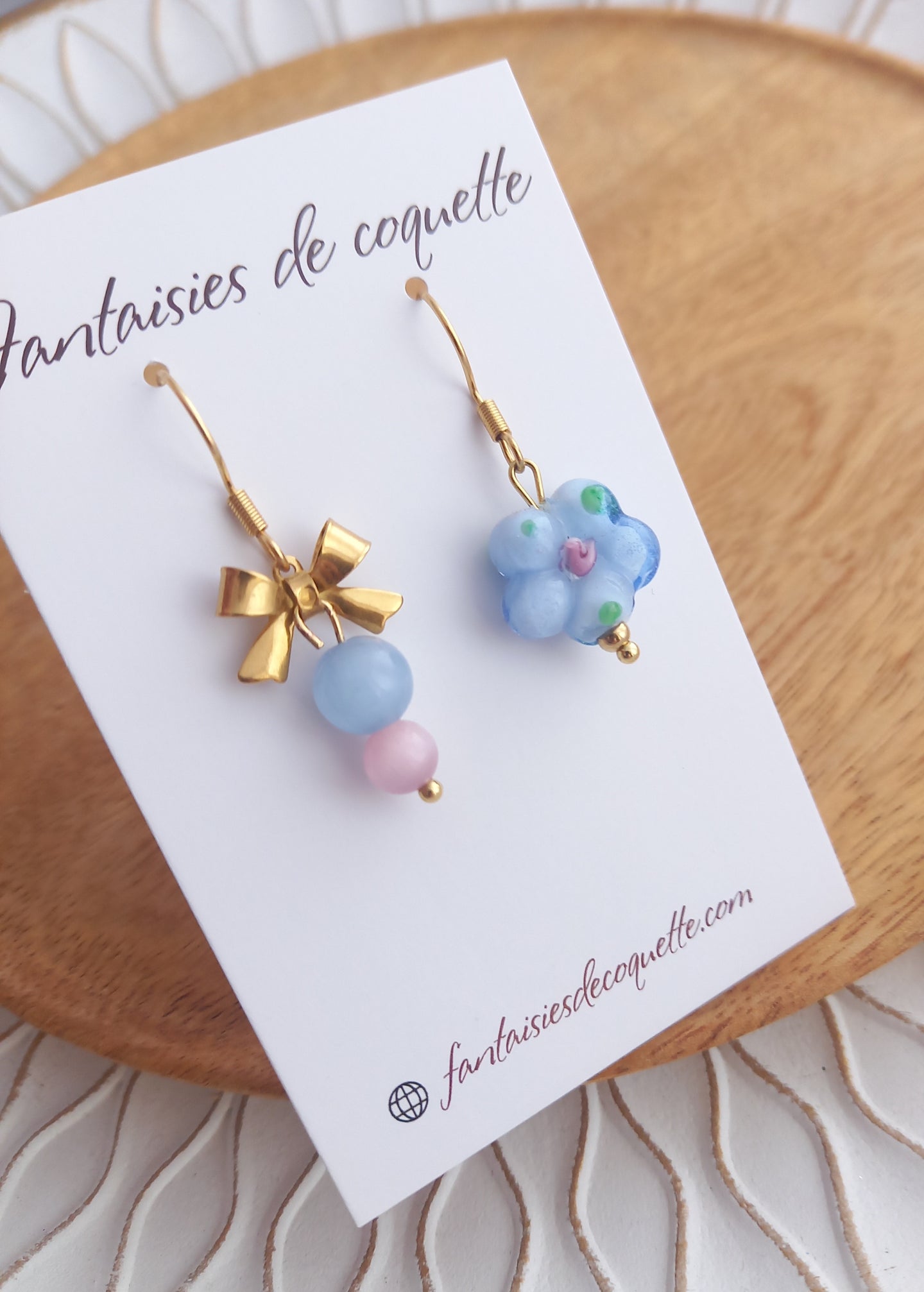 Boucles d'oreilles  dépareillées asymétriques  Bleu rose ❤ Fait main ❤