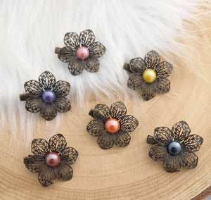 Barrette fleur bronze Perle en céramique Couleur au choix