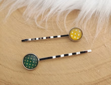 Charger l&#39;image dans la galerie, Lot de 2 Barrettes illustrées Petis pois Blanc Jaune vert