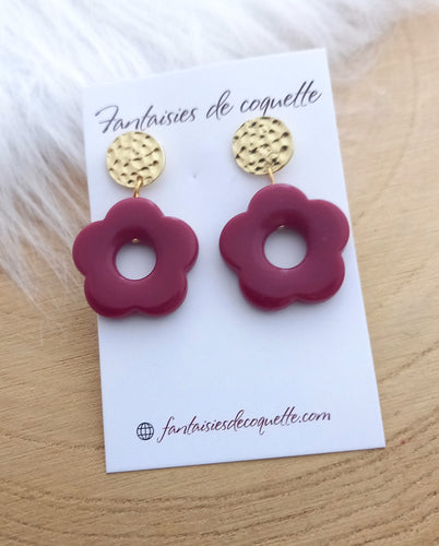 Boucles d'oreilles  Clous Fleurs Fait main ❤ Résine Bordeaux  / doré