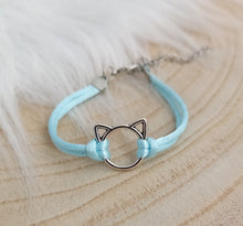 Charger l&#39;image dans la galerie, Bracelet Chat  argenté  🐱   Suédine bleu ciel   ❤ Fait main ❤