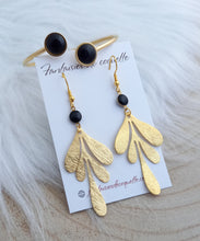 Charger l&#39;image dans la galerie, Boucles d&#39;oreilles dorées Feuilles  🌟 noir  🌟 ❤ Fait main ❤