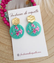 Charger l&#39;image dans la galerie, Boucles d&#39;oreilles  Clous  ❤ Résine Vert menthe rose Clous argentés