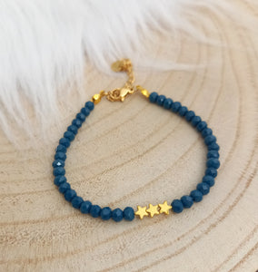 Bracelet fin Perles de verre Bleu pétrole doré   Etoiles ❤  Fait-main