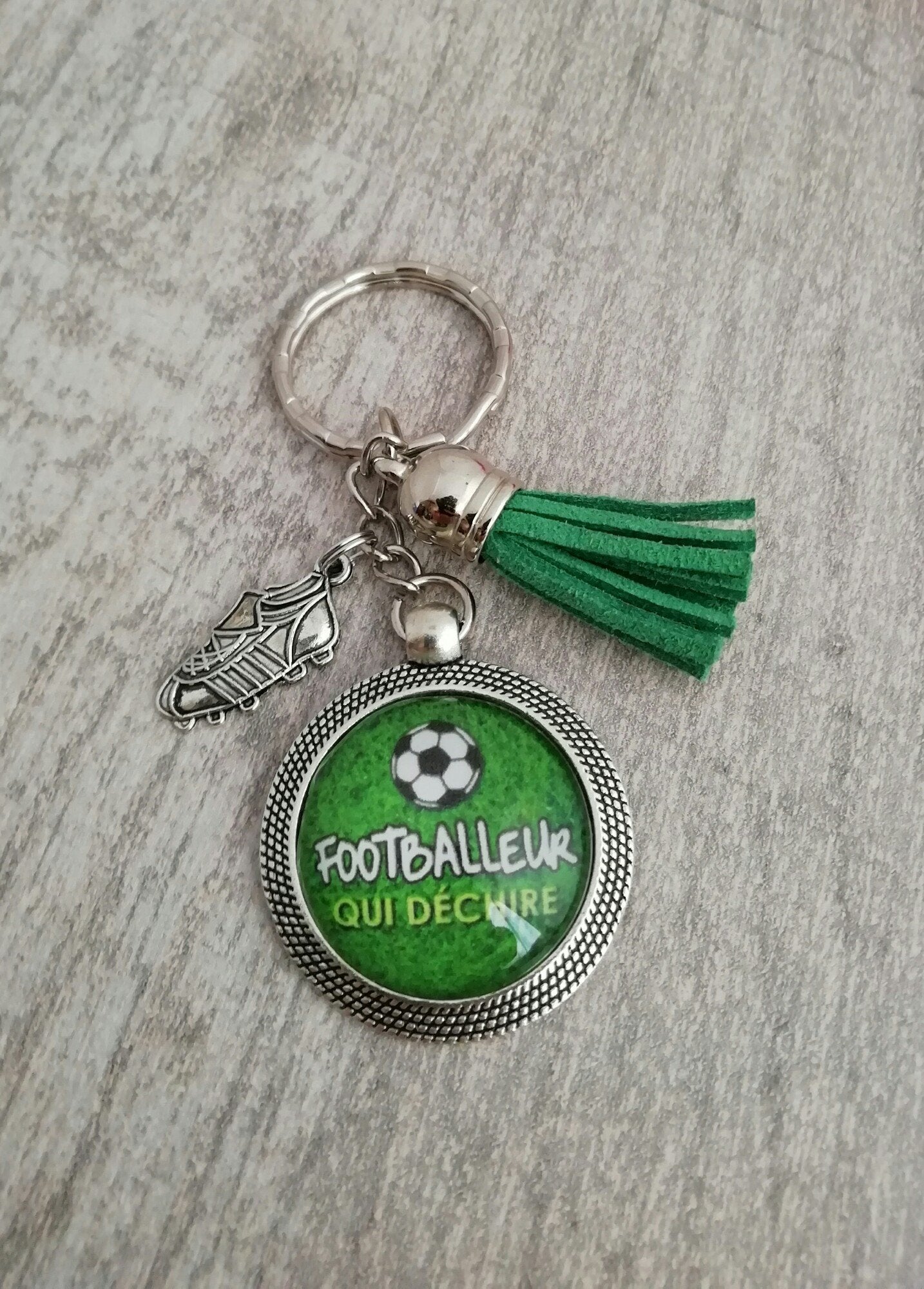 Porte clés ⚽  Footballeur Qui Déchire ⚽ Football